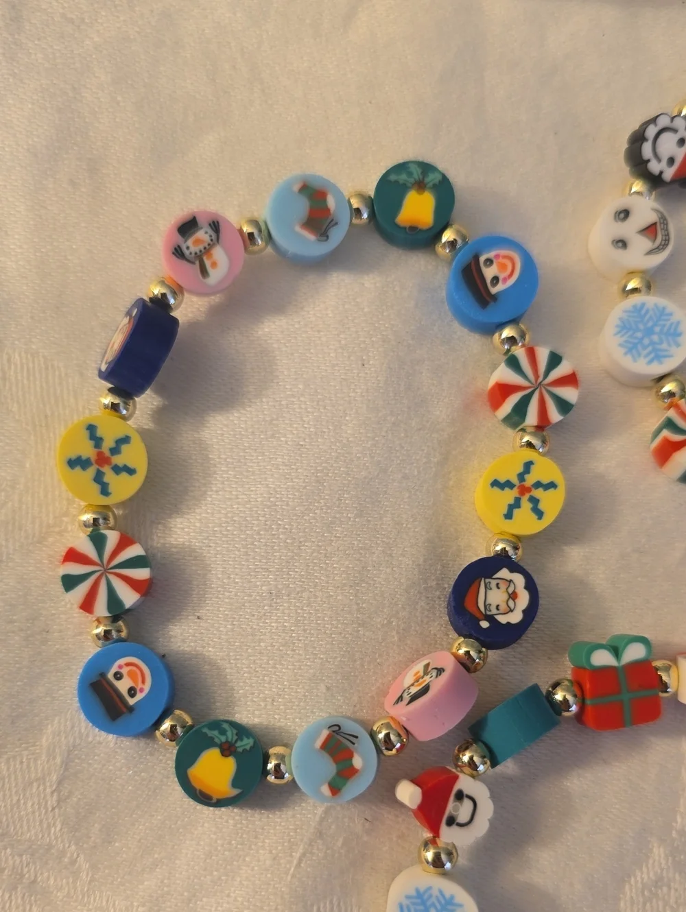 Kids Festive Holiday Beaded Stretch Bracelets - Set of 5 New